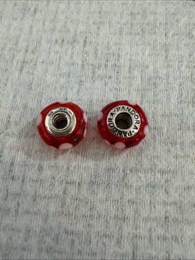 Retired Pandora Red Floral Murano Glass Charm – White Flower 925 ALE